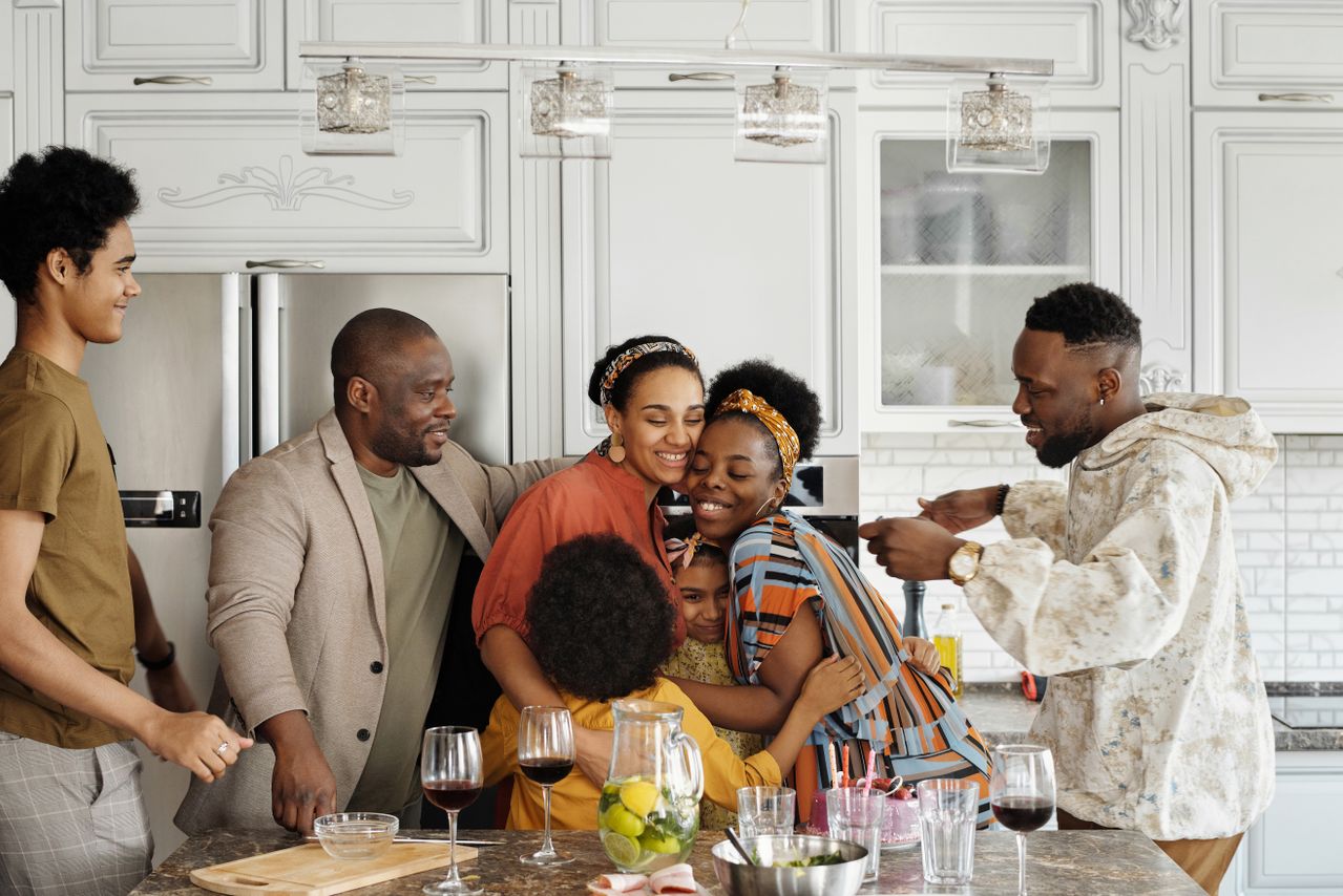 WSR-Property-Management-happy-family-in-home